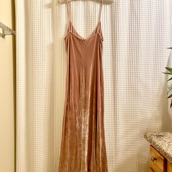 Reformation Gaia Dress - Picture 3 of 4